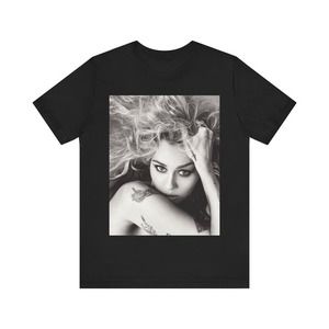 Miley Cyrus T-Shirt, Retro 90's Graphics Unisex Tee